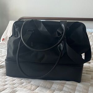 Beis The convertible Weekender Bag